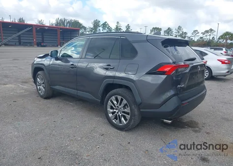 2022 Toyota Rav4 Xle Premium z USA, uszkodzony, nr VIN 2T3C1RFV9NC209162